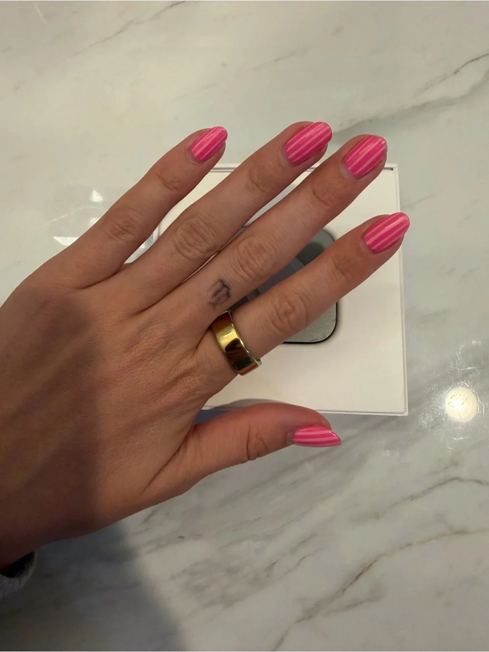 Oura Ring 4 Smart Ring - Gold Size 8